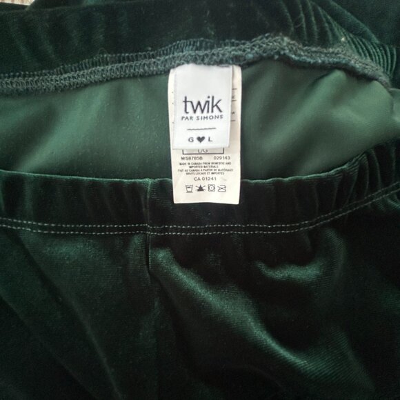 Twik Emerald Green Velvet Flare Legging Holiday Festive – Large - Picture 6 of 7